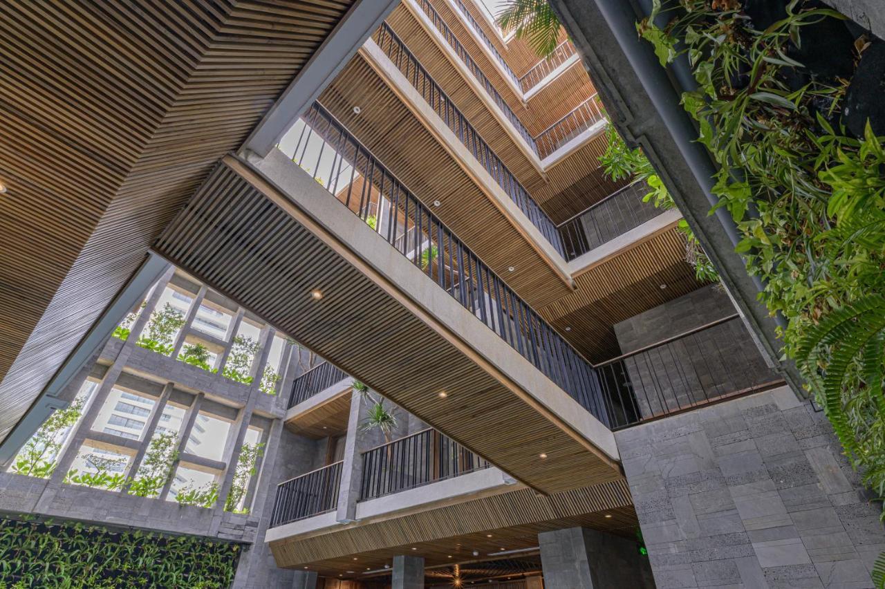 Le Boutique Khách sạn 4*