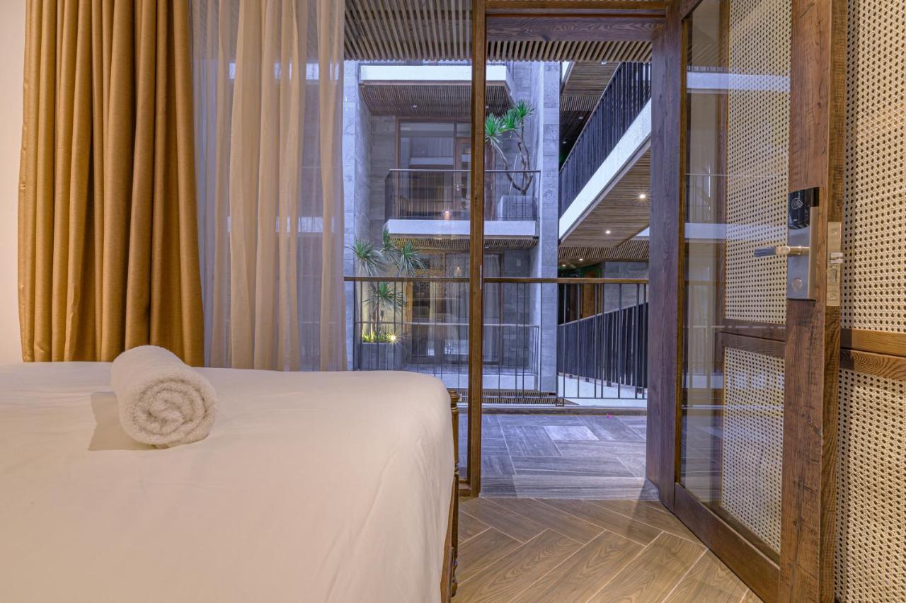 Le Boutique Khách sạn 4*